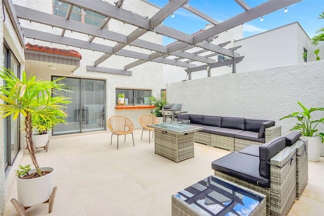 property at 4724 SW 67th Ave