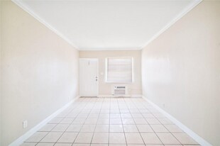 700 NW 14th Terrace in Fort Lauderdale, FL - Building Photo