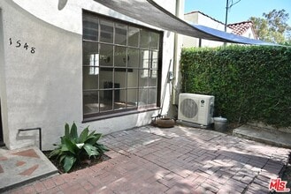 1546 Westerly Terrace in Los Angeles, CA - Building Photo - Building Photo