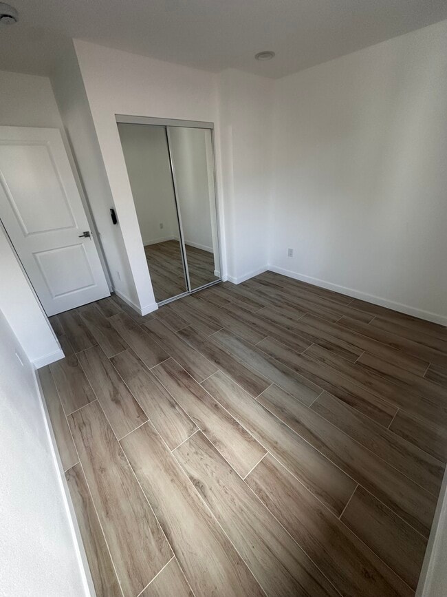 1406 W Maxzim Ave, Unit 1406A in Fullerton, CA - Building Photo - Building Photo