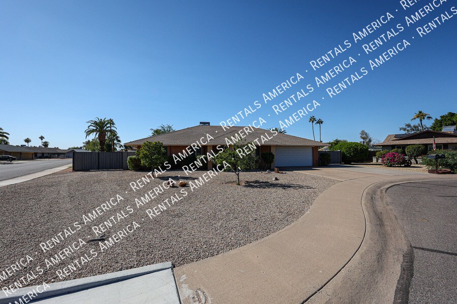 710 W Alamo Dr in Chandler, AZ - Foto de edificio