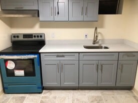 2618 Ramona St in East Meadow, NY - Building Photo