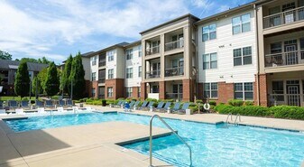 10624 Parrish St, Unit B1 in Matthews, NC - Building Photo