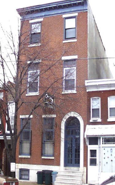 1402 E Moyamensing Ave in Philadelphia, PA - Foto de edificio - Building Photo