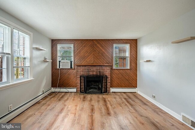 4234 Valley Rd in Drexel Hill, PA - Building Photo - Building Photo