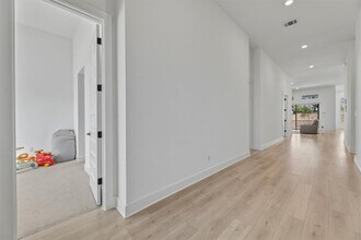 2941 Delaware St in Leander, TX - Building Photo - Building Photo