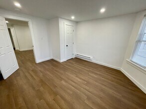 537 Washington Ave in Albany, NY - Building Photo - Building Photo