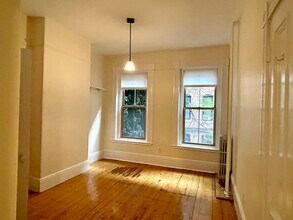 34 Isabella St, Unit 2 in Boston, MA - Building Photo - Building Photo