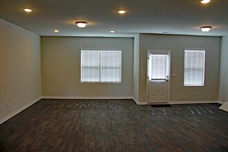 2020 Sercy Dr in Spring Hill, TN - Building Photo - Building Photo