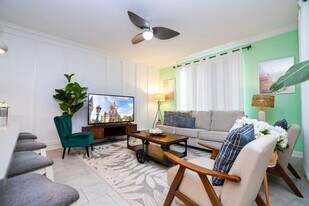 4210 Paragraph Dr in Kissimmee, FL - Building Photo