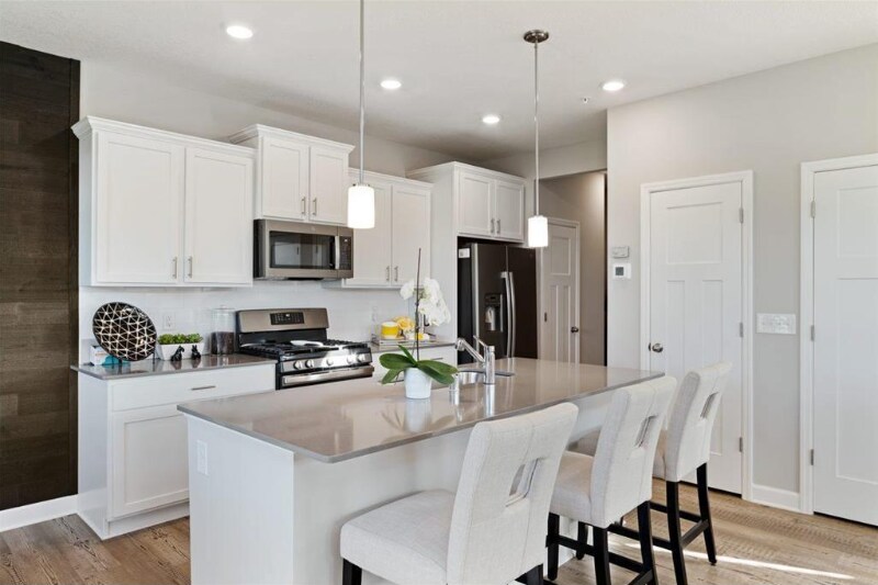 14420 Allerton Wy in Rosemount, MN - Building Photo