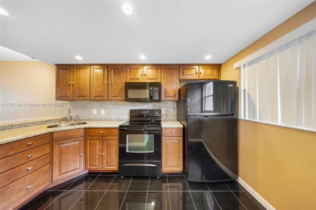 property at 6075 N Sabal Palm Blvd