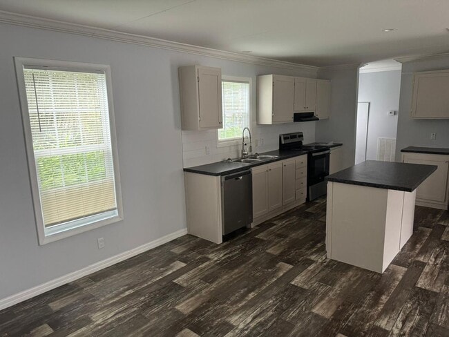 property at 7158 Sunnyside Dr