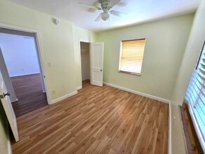 1611 Canterbury Rd N in St. Petersburg, FL - Building Photo - Building Photo