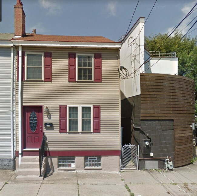60 S 17th St, Unit 60-A