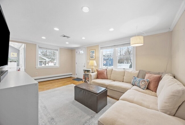 19 Blossom Ln in Weymouth, MA - Building Photo - Building Photo