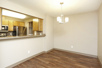 Graymayre Crossing Apartments in Spokane, WA - Building Photo - Building Photo