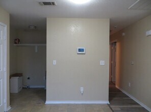 511 W Avenue C in Belton, TX - Building Photo - Building Photo