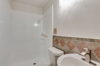 1833 Bolingbroke Pl in Fort Worth, TX - Building Photo - Building Photo