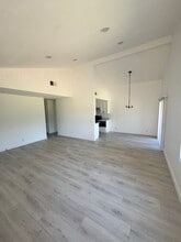 3180 Little Mountain Dr in San Bernardino, CA - Building Photo - Building Photo