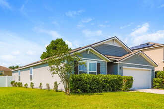 1996 Pebble Point Dr in Green Cove Springs, FL - Building Photo - Building Photo