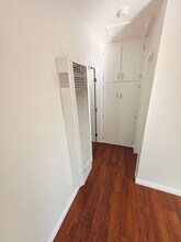 449 W Harvard St, Unit Unit 449 in Glendale, CA - Foto de edificio - Building Photo