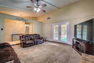 2106 Briarmeadow Dr in Garland, TX - Building Photo - Building Photo