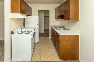 2426 Blaisdell in Minneapolis, MN - Building Photo - Interior Photo