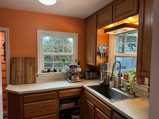 837 G St in Washougal, WA - Building Photo - Building Photo
