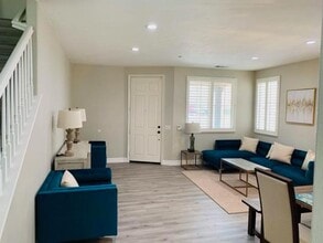 7197 Birch Tree Pl in Fontana, CA - Building Photo - Building Photo