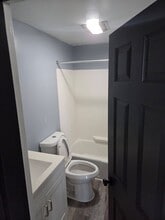 25 Shepherd St, Unit Shepherd Street Unit 1 in Haverhill, MA - Building Photo - Building Photo