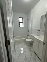 Palisades Apartments in Palisades Park, NJ - Building Photo - Building Photo