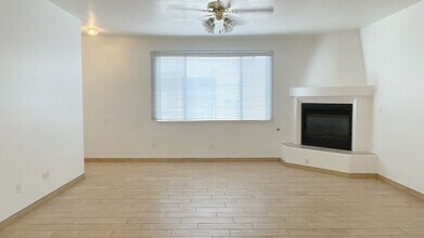 235 Glenridge Park Ln NE in Albuquerque, NM - Building Photo - Building Photo