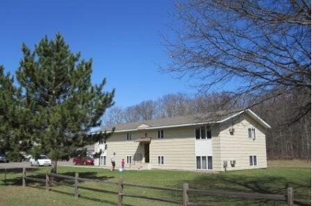 5758-5794 Laverne Cir