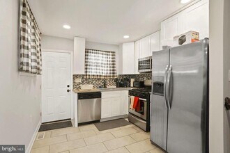 2031 S Beechwood St in Philadelphia, PA - Building Photo - Building Photo