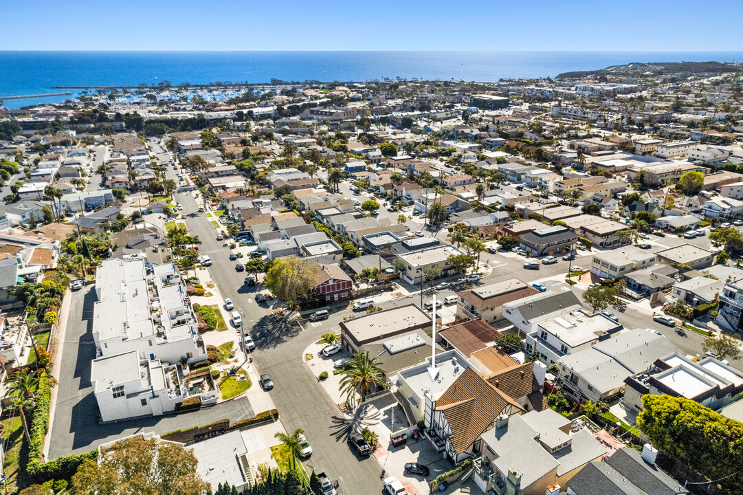 33851 Copper Lantern St in Dana Point, CA - Building Photo