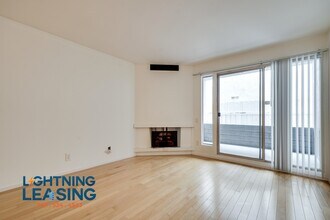1036 3rd St in Santa Monica, CA - Building Photo - Building Photo