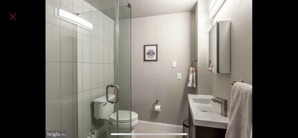 869 N 5th St in Philadelphia, PA - Building Photo - Building Photo