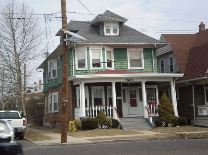 1502 S Broad St in Trenton, NJ - Building Photo