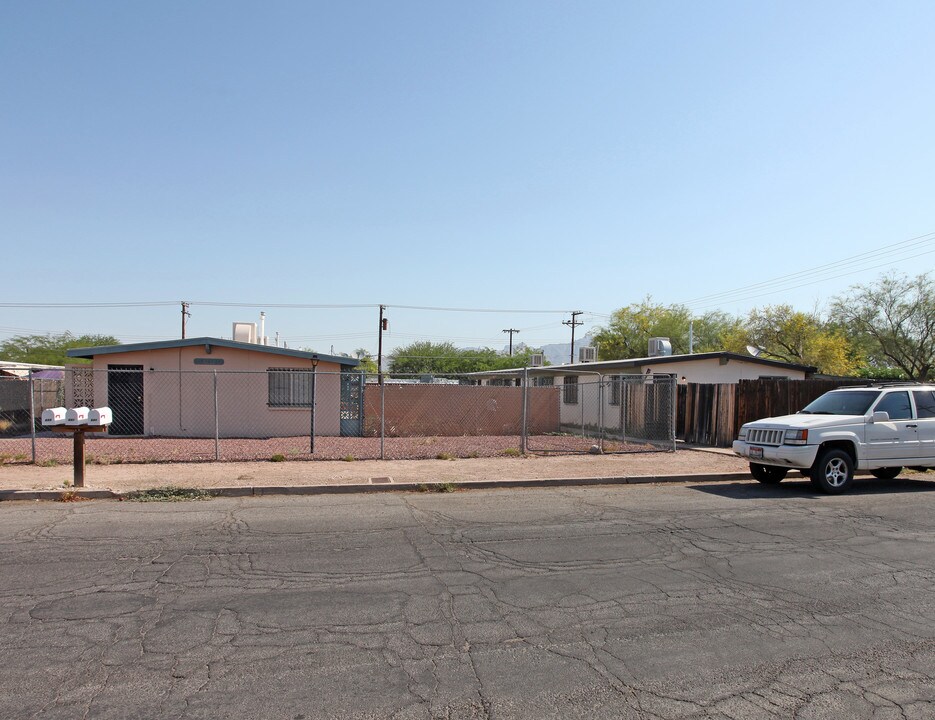 639-643 E Lee St in Tucson, AZ - Foto de edificio