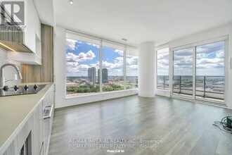 5 Buttermill Ave. in Vaughan, ON - Building Photo - Building Photo