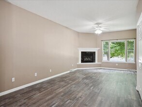 523 Potter St in Tiffin, IA - Building Photo - Building Photo