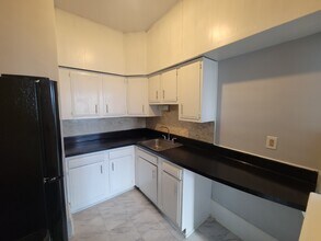 1202 Highland Ave in New Castle, PA - Building Photo - Building Photo