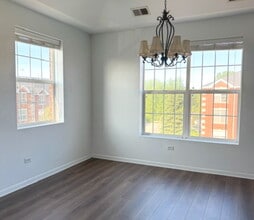 16600 Liberty Cir in Orland Park, IL - Building Photo - Building Photo