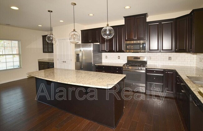 1737 Evergreen Dr in Charlotte, NC - Building Photo - Building Photo