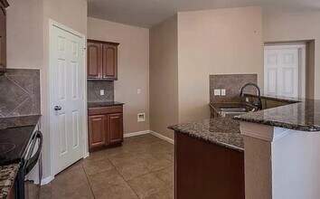 6204 Bridgewood Dr in Killeen, TX - Building Photo - Building Photo