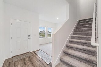 35412 Eastbrook Ave in Zephyrhills, FL - Building Photo - Building Photo