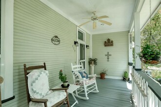 919 Fowzer St in Taylor, TX - Foto de edificio - Building Photo
