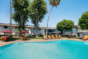 Montejo in Garden Grove, CA - Building Photo