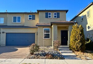 2035 Echo Valley Pkwy in Reno, NV - Building Photo